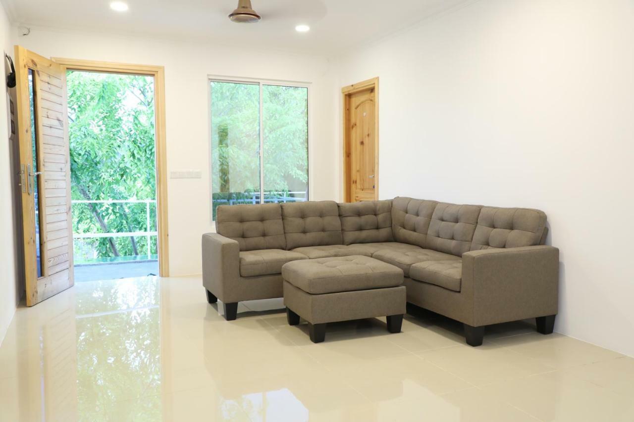 Moodhu Surf House Hotel Himmafushi Exterior foto